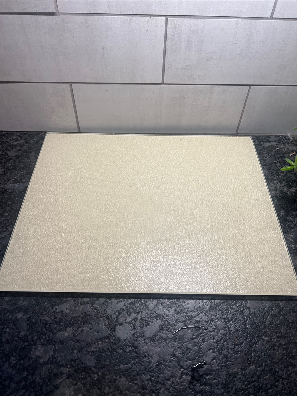 12x15 Corning Counter saver. Cream Glass Cutting Board. Exc vintage condition.